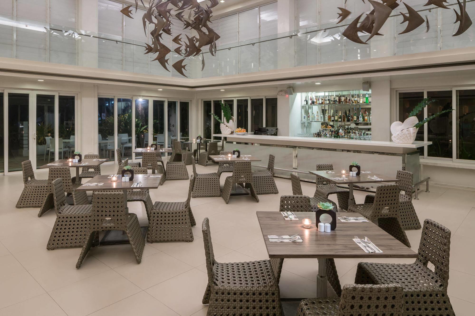 Astoria Boracay Hotel Balabag  Exterior photo