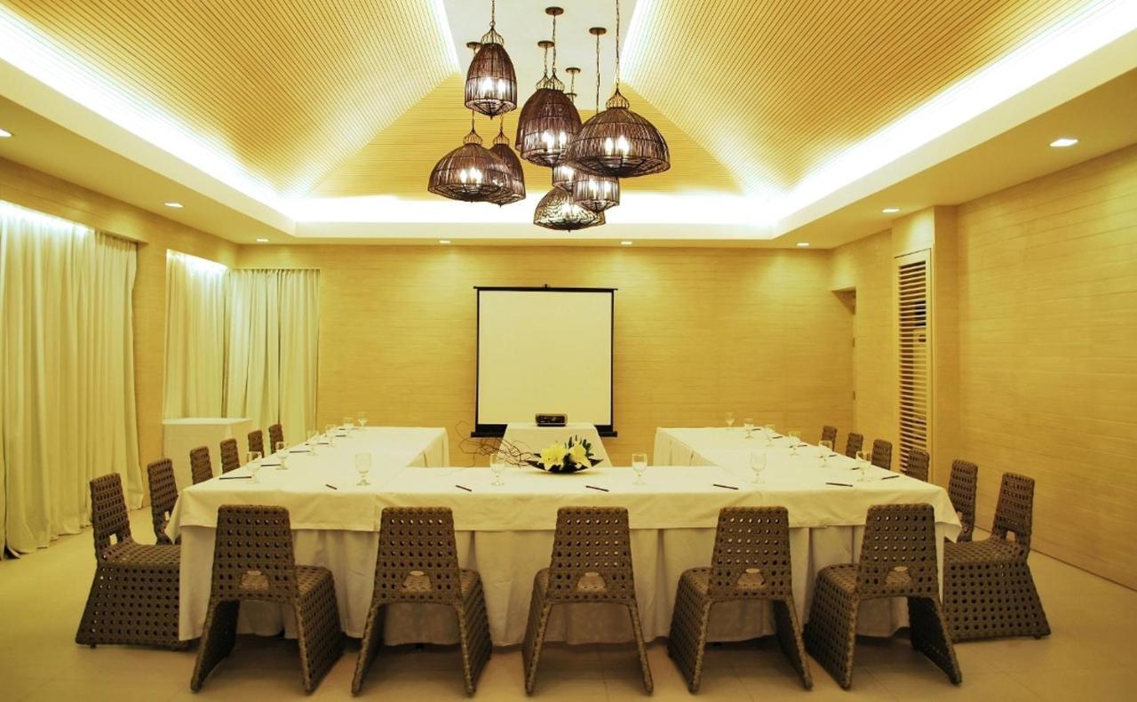 Astoria Boracay Hotel Balabag  Exterior photo